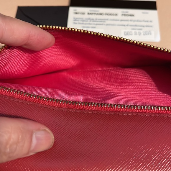 Authentic Prada wallet with unbranded D-ring & unbranded metal strap (repainted) - Picture 12 of 15